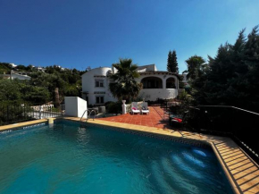 Magnifique villa avec piscine vue mer